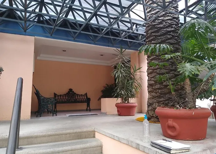Spacious Located Very Close To Wtc Apartment *