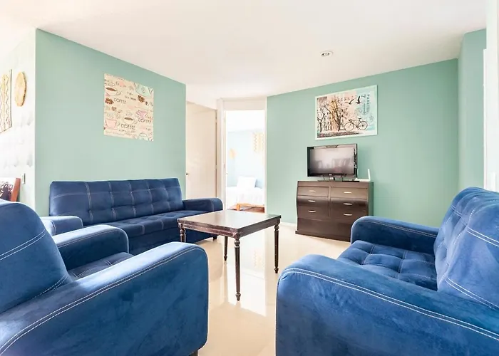 Apartment Spacious Located Very Close To Wtc *