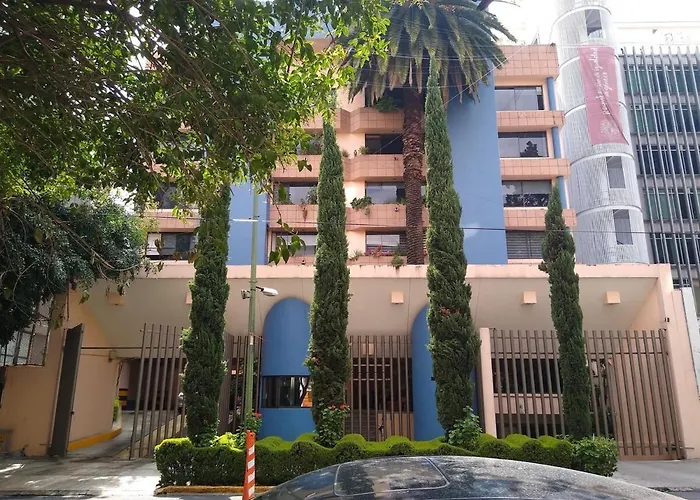 Spacious Located Very Close To Wtc Apartment *