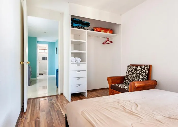 Apartment Spacious Located Very Close To Wtc