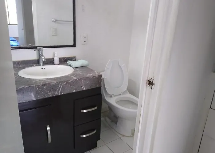 Apartment Spacious Located Very Close To Wtc